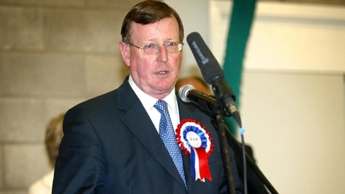 UUP leader David Trimble complained that 'most officials in the NIO were treacherous'
